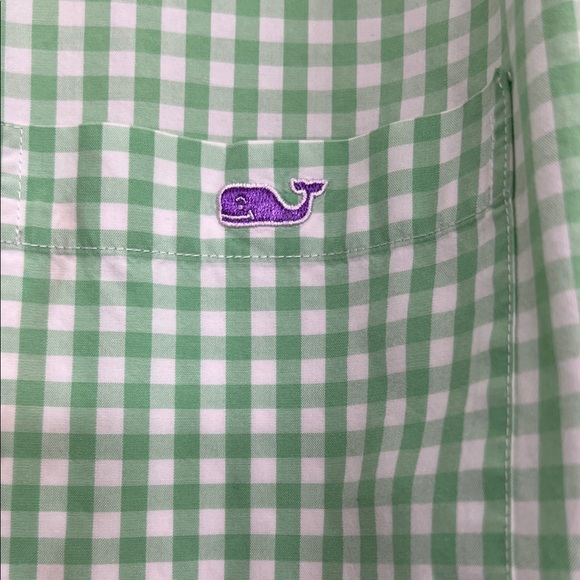 Vineyard Vines Men's Green Plaid Button-Down Shirt - Picture 2 of 4